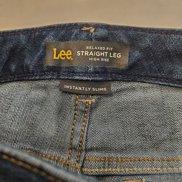 Women's NWT Lee Jeans - Picture 2 of 13